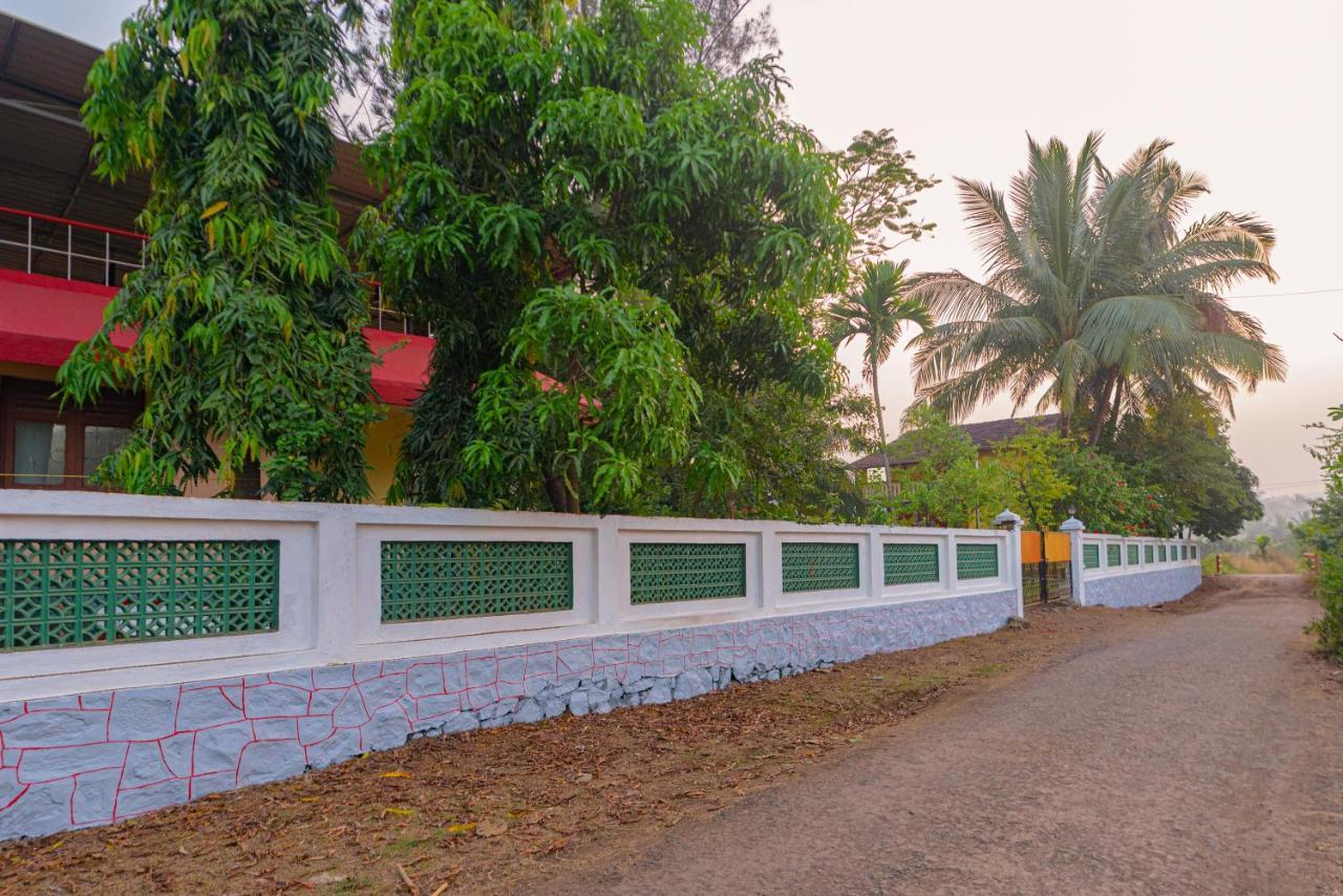 آليباغ Prajakta Rest House المظهر الخارجي الصورة