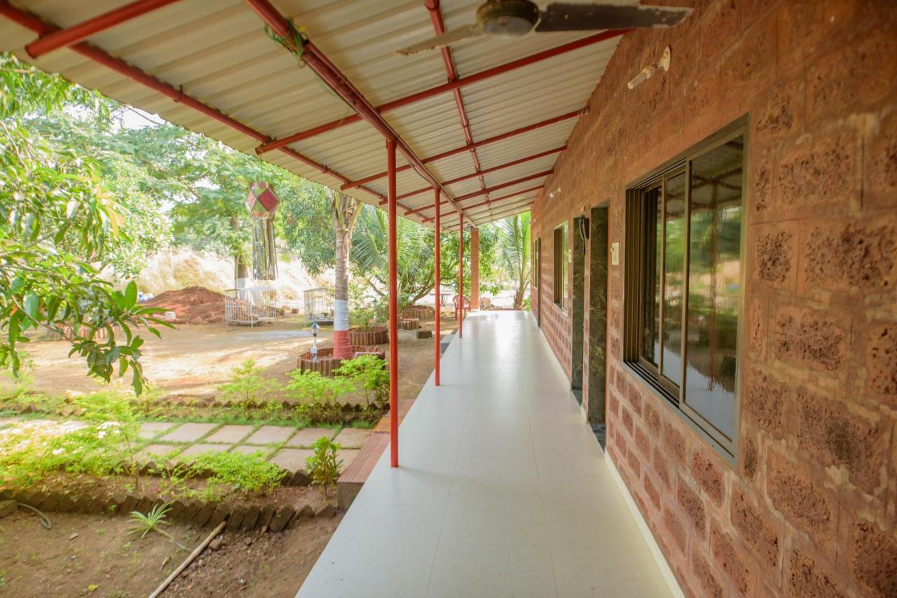 آليباغ Prajakta Rest House المظهر الخارجي الصورة