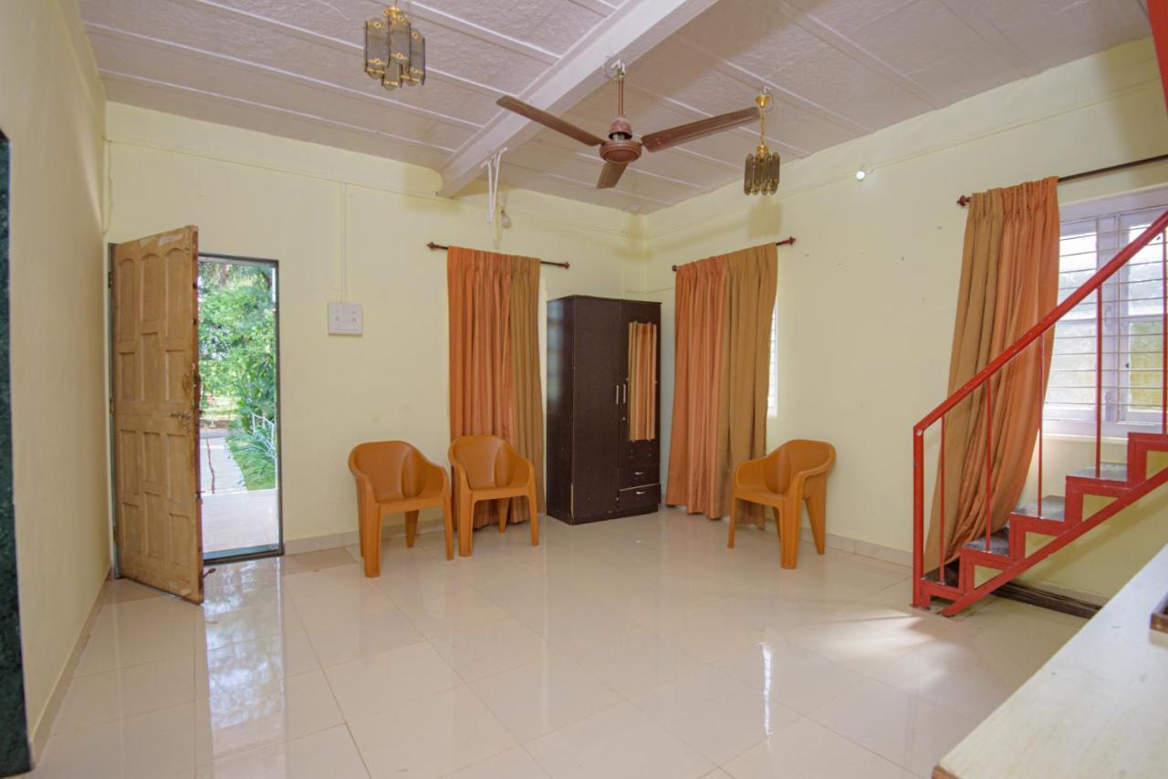 آليباغ Prajakta Rest House المظهر الخارجي الصورة