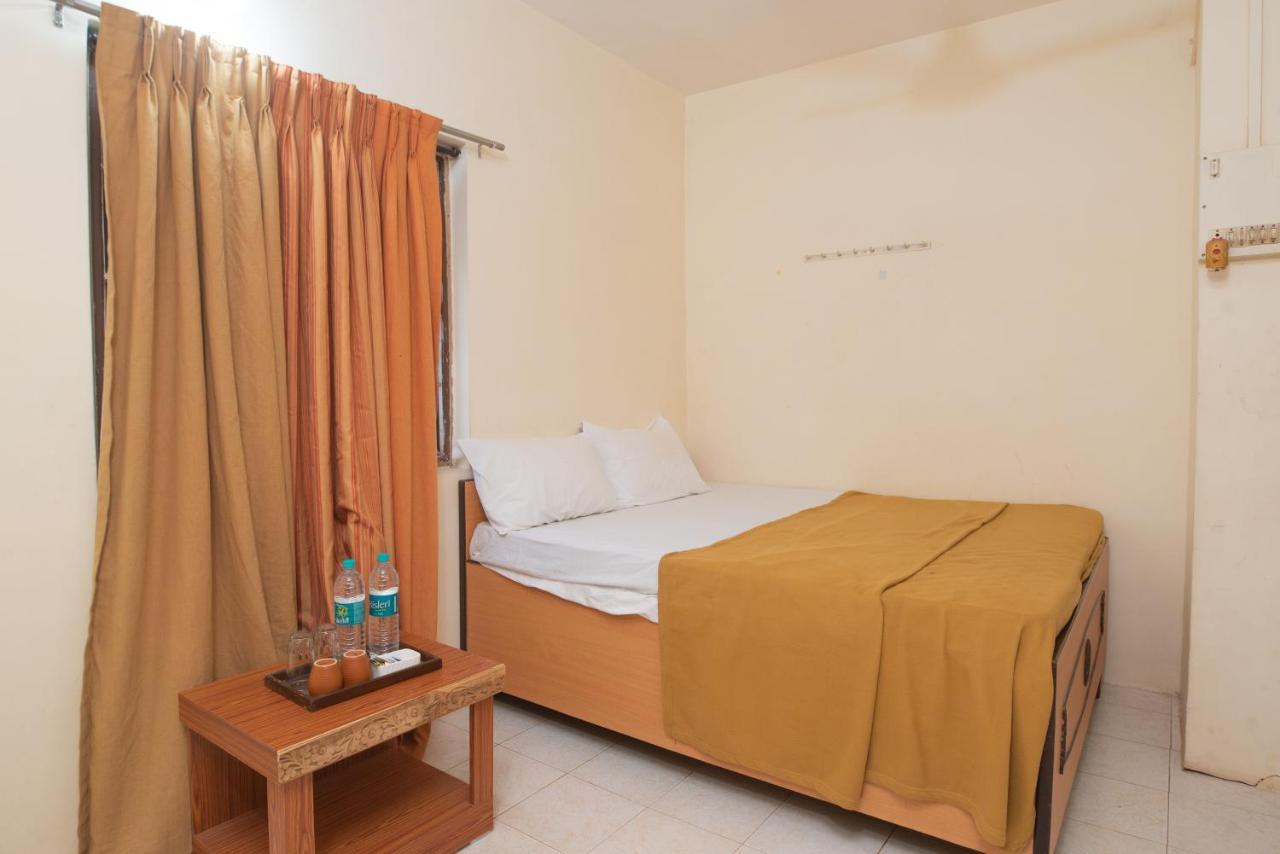 آليباغ Prajakta Rest House المظهر الخارجي الصورة