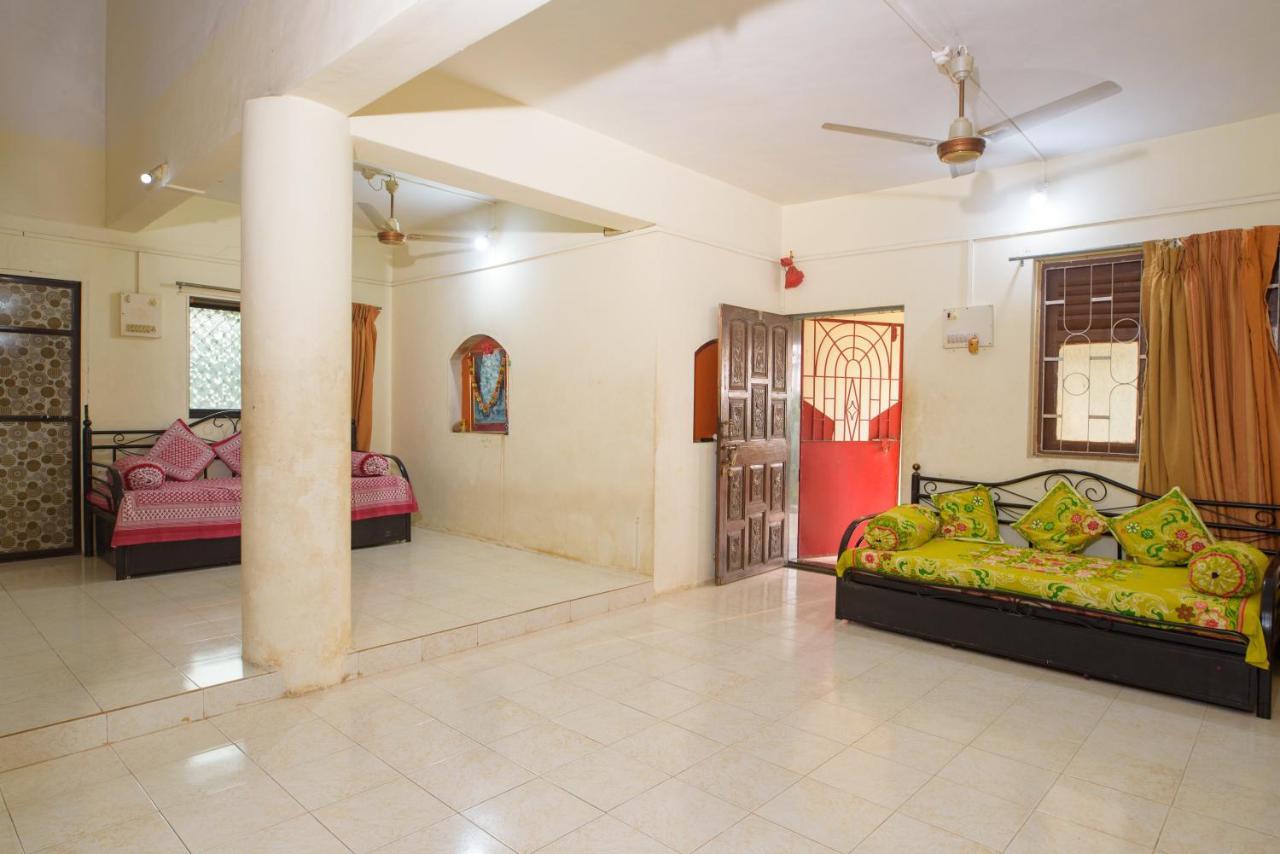 آليباغ Prajakta Rest House المظهر الخارجي الصورة