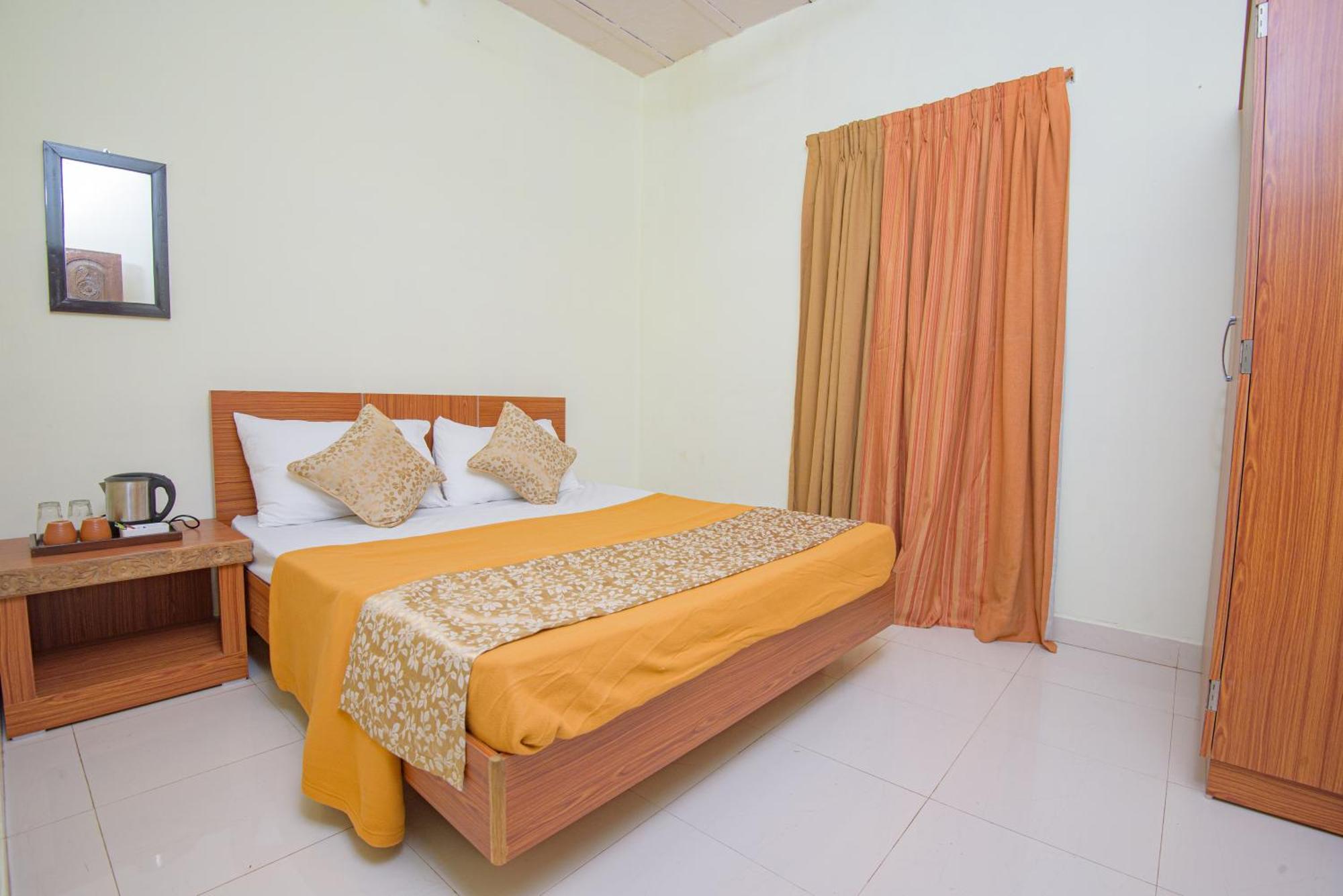 آليباغ Prajakta Rest House الغرفة الصورة